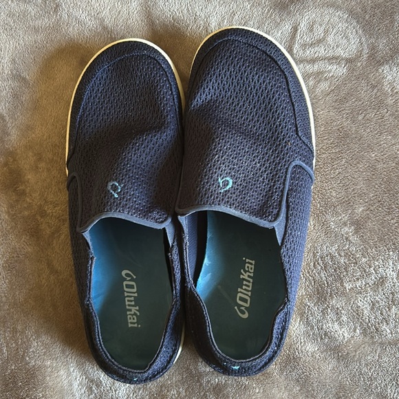 Men's size  8 Olukai  slip ons sneakers navy blue comfortable mesh style - Picture 4 of 14